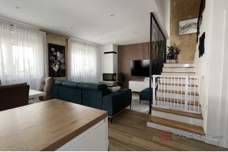 005 2046 05 Vodice Villa with pool in a quiet area for sale