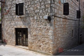 011 5309 30 Hvar Dalmatian stone house for sale