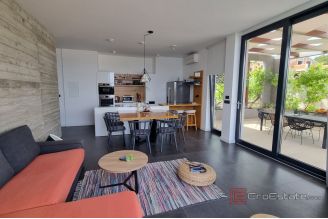 013 2041 80 Island of Brac Villa with pool in the first row to the sea for sale