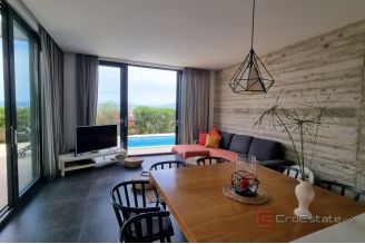 013 2041 80 Island of Brac Villa with pool in the first row to the sea for sale