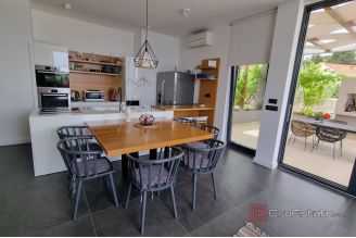 013 2041 80 Island of Brac Villa with pool in the first row to the sea for sale