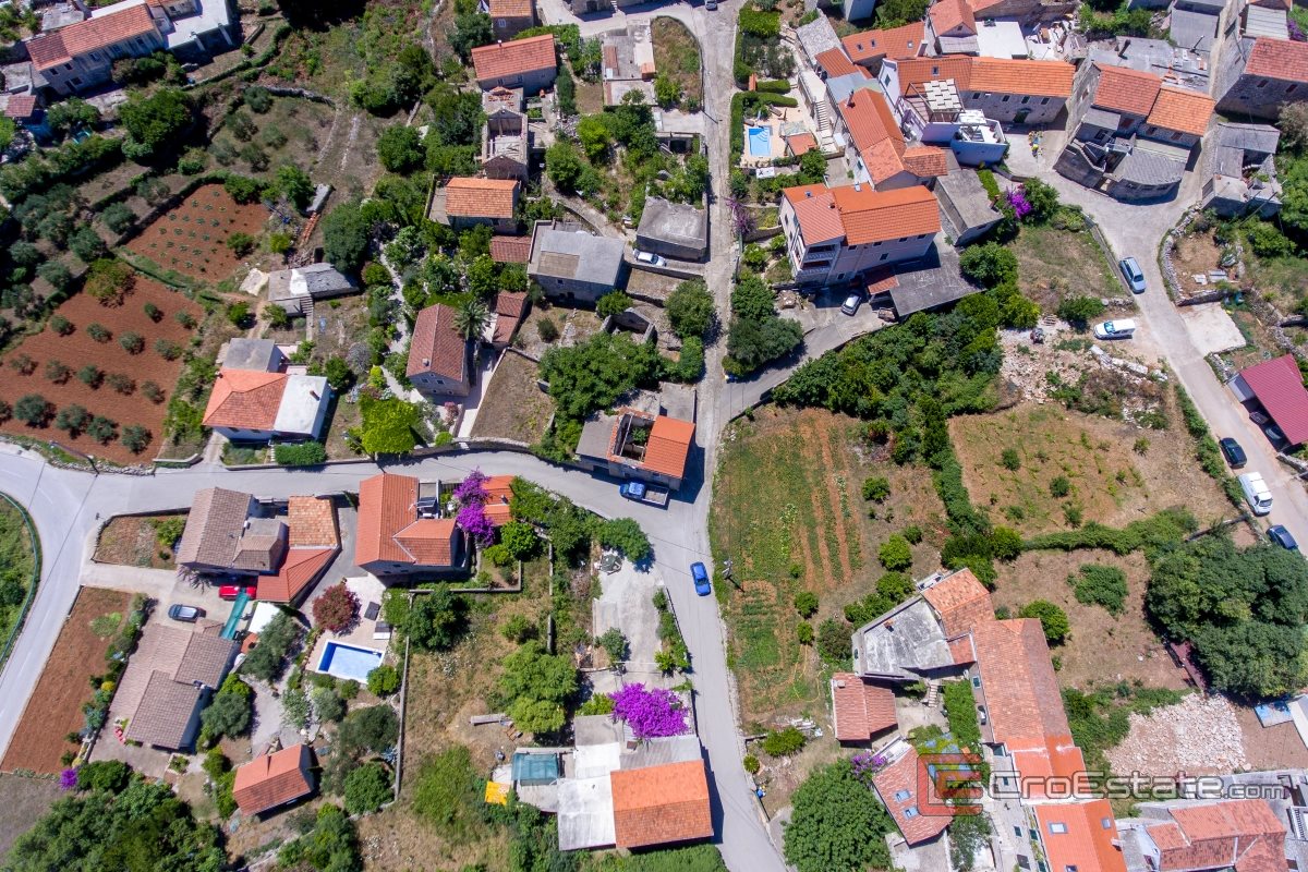 006 2018 258 Island of Hvar Stone house near the sea for sale 006 2018 258 Island of Hvar Stone house near the sea for sale