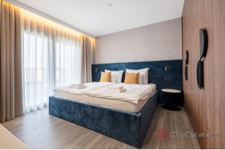 018 2048 08 Makarska Villa with panoramic sea view for sale