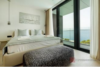 020 2048 09 Makarska luxury sea view villa for sale