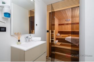 019 2047 07 Sibenik Villa with pool and a sea view for sale