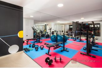 019 2047 07 Sibenik Villa with pool and a sea view for sale