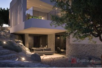 020 2022 414 Building land with a project for a construction of a villa for sale