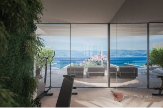 020 2022 414 Building land with a project for a construction of a villa for sale