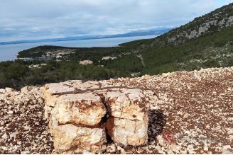 006 2048 10 Island of Hvar Building land with a sea view for sale