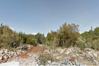 004 2048 12 Island of Hvar Spacious building land near the sea for sale