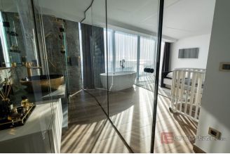 019 1024 02 Opatija Penthouse with a sea view in a dominant position