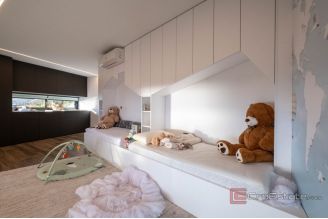 019 1024 02 Opatija Penthouse with a sea view in a dominant position