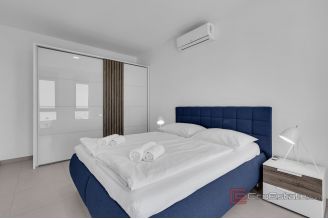 018 2048 13 Makarska Luxury villa with panoramic sea view for sale