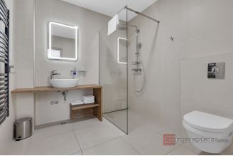 018 2048 13 Makarska Luxury villa with panoramic sea view for sale