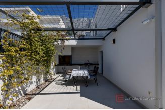 018 2048 13 Makarska Luxury villa with panoramic sea view for sale