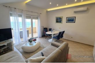 008 2047 11 Marina Apartment in the first row to the sea for sale
