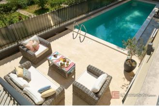 020 2045 15 Split Bacvice Unique villa with pool near the sea for sale