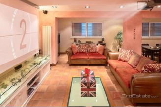 020 2045 15 Split Bacvice Unique villa with pool near the sea for sale