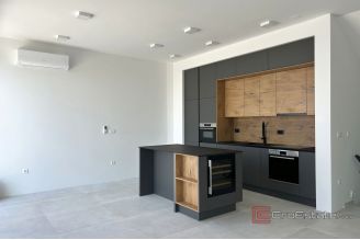 009 2038 84 makarska villa with pool and sea view for sale