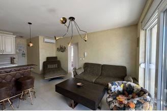 017 2035 162 Ciovo Modern two bedroom apartment for sale