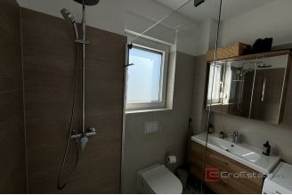 017 2035 162 Ciovo Modern two bedroom apartment for sale