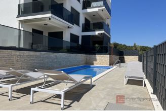 017 2035 162 Ciovo Modern two bedroom apartment for sale