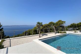 015 2038 85 makarska villa with pool and sea view for sale