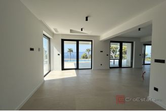 015 2038 85 makarska villa with pool and sea view for sale