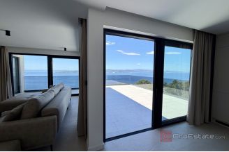 020 2038 85 makarska villa with pool and sea view for sale