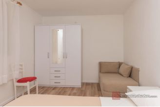 020 2047 14 Makarska Apartment house for sale