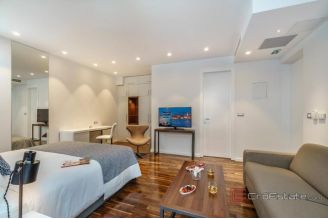 014 2045 21 Split Modern hotel with pool for sale