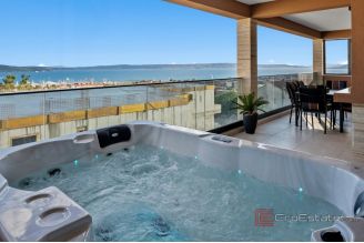 019 2022 418 Kastela Luxury penthouse with a panoramic view of the sea for sale1