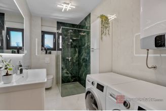 019 2022 418 Kastela Luxury penthouse with a panoramic view of the sea for sale1