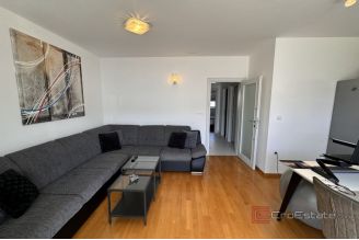 009 2036 105 Split area modern decorated apartment for sale