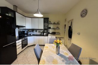 015 2035 163 Split Kman two bedroom apartment for sale