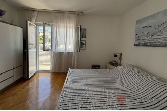 015 2035 163 Split Kman two bedroom apartment for sale