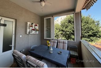 015 2035 163 Split Kman two bedroom apartment for sale