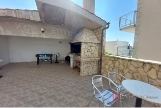 015 2026 110 Omis Hotel with sea view for sale