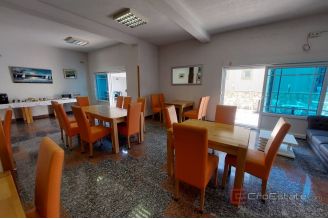 015 2026 110 Omis Hotel with sea view for sale