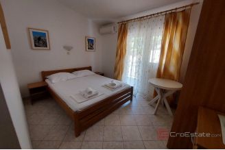 015 2026 110 Omis Hotel with sea view for sale