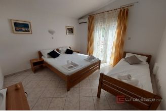 015 2026 110 Omis Hotel with sea view for sale
