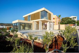 012 2016 617 rogoznicamodern villa with pool and sea view for sale