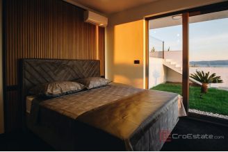 012 5310 30 Split Area Detached house with panoramic sea view for sale