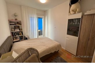 017 2031 135 omis modern apartment with partial sea view for sale