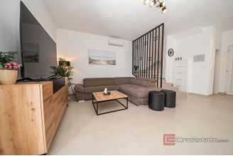 011 2018 259 Island of Pag Newly built house with a sea view for sale