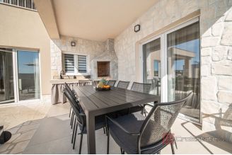 011 2018 259 Island of Pag Newly built house with a sea view for sale