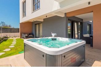 020 2021 386 near sibenik modren villa for sale