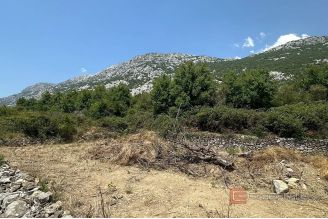 004 2049 02 Omis Building land with a sea view for sale