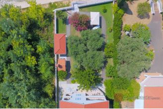 020 2021 390 zadar house in first row to the sea for sale