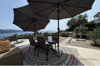 017 1024 09 Labin Detached house with panoramic sea view for sale